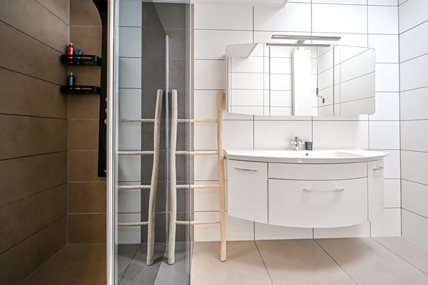 Medium property photo - Van Cruiningenweg 16, 3218 BB Heenvliet